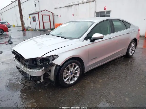 3FA6P0LU1HR285233 2017 FORD FUSION - Image 2