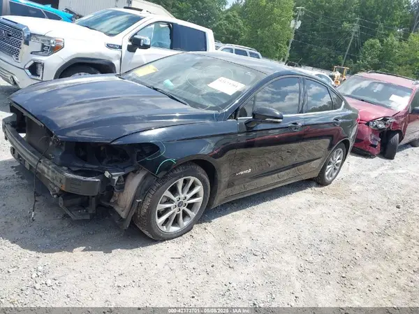 3FA6P0LU1HR286981 2017 FORD FUSION - Image 2