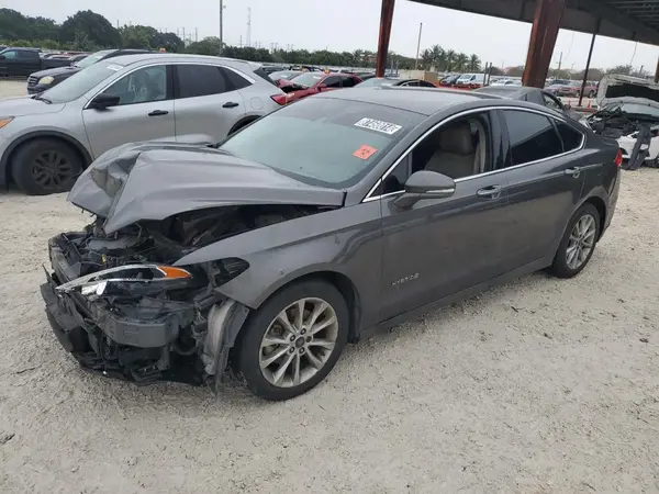 3FA6P0LU1HR287144 2017 FORD FUSION - Image 1