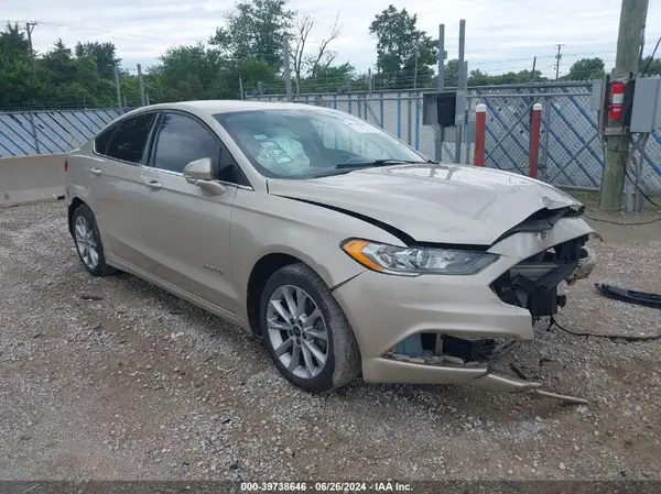 3FA6P0LU1HR305867 2017 FORD FUSION - Image 1