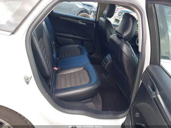 3FA6P0LU1HR314620 2017 FORD FUSION - Image 8