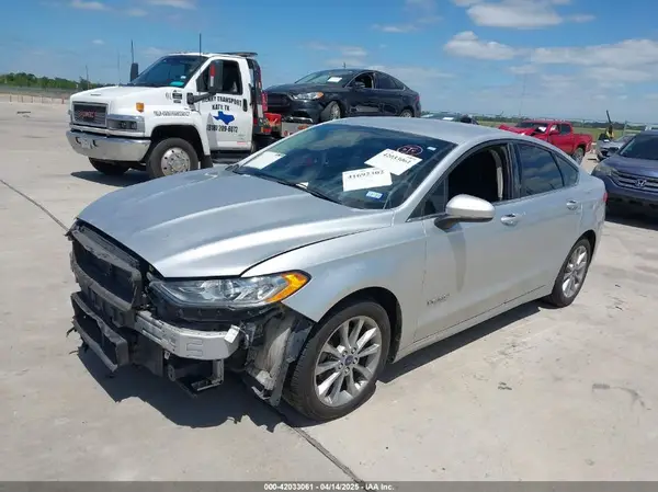 3FA6P0LU1HR325732 2017 FORD FUSION - Image 2