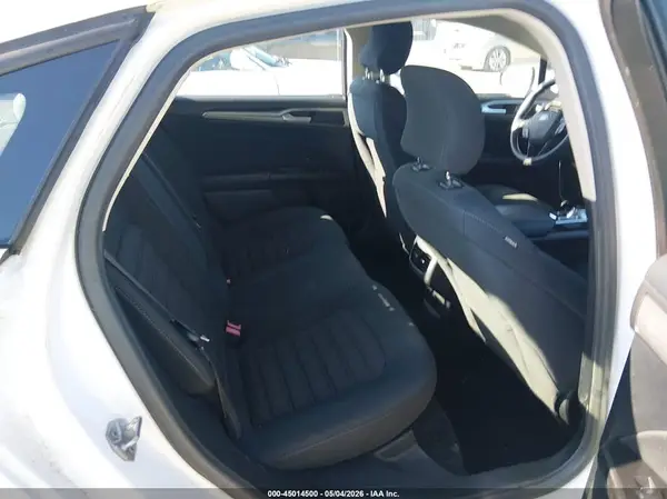 3FA6P0LU1HR385879 2017 FORD FUSION - Image 8