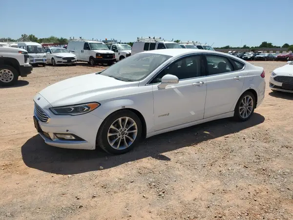 3FA6P0LU1HR409260 2017 FORD FUSION - Image 1