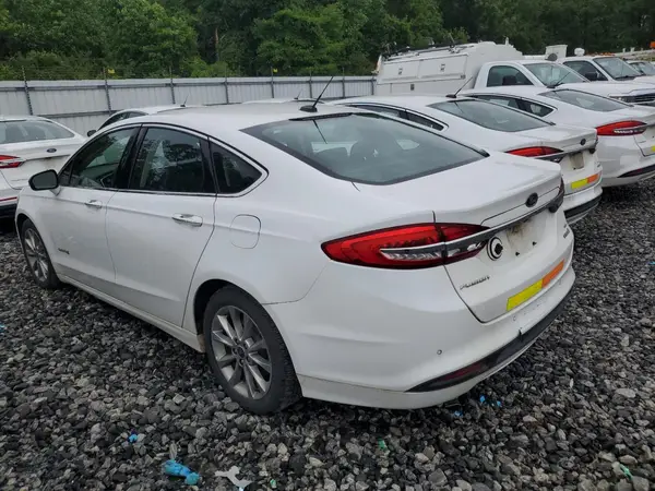 3FA6P0LU1HR409274 2017 FORD FUSION - Image 2