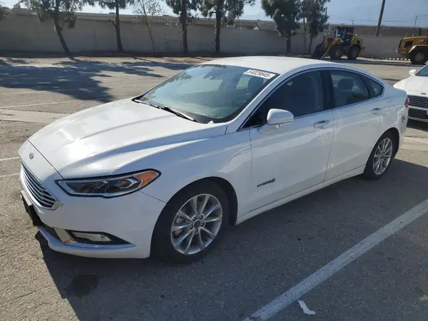 3FA6P0LU1HR409758 2017 FORD FUSION - Image 1