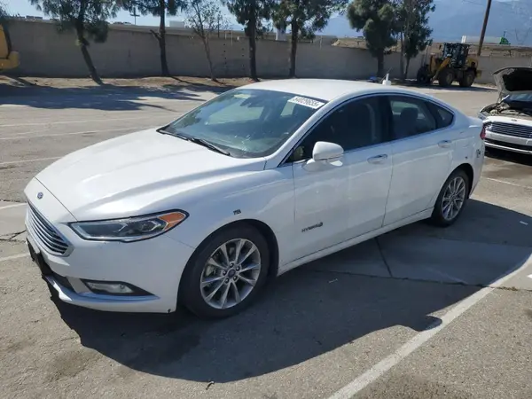 3FA6P0LU1HR409761 2017 FORD FUSION - Image 1