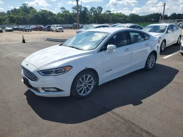 3FA6P0LU1HR410084 2017 FORD FUSION - Image 1