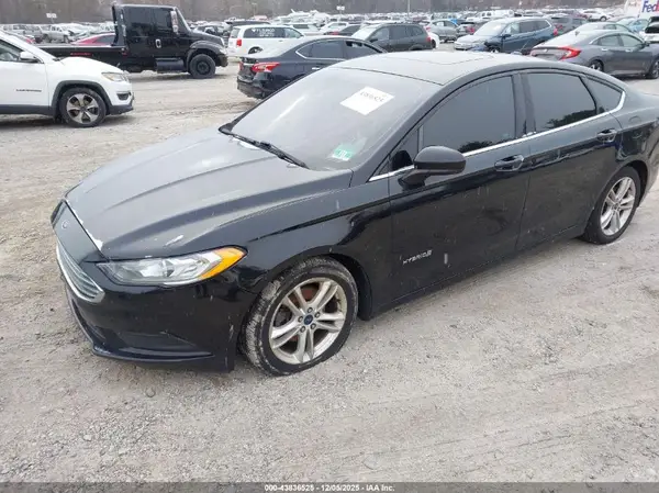 3FA6P0LU1JR101432 2018 FORD FUSION - Image 2