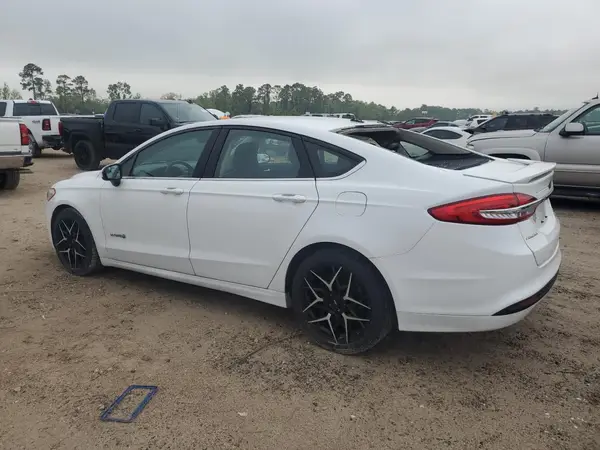 3FA6P0LU1JR124399 2018 FORD FUSION - Image 2