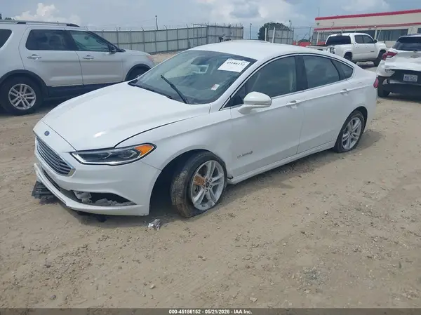 3FA6P0LU1JR125844 2018 FORD FUSION - Image 2
