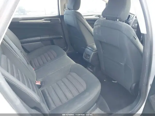 3FA6P0LU1JR129201 2018 FORD FUSION - Image 8