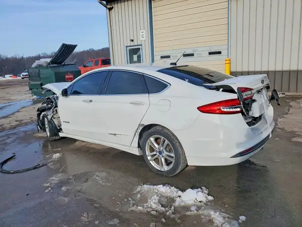 3FA6P0LU1JR129621 2018 FORD FUSION - Image 2