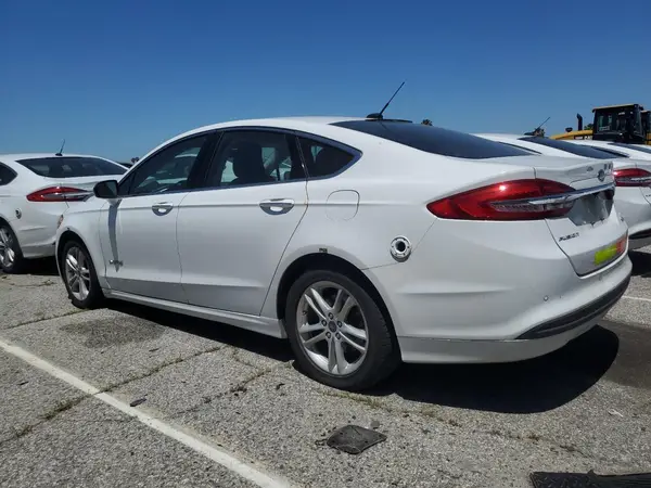 3FA6P0LU1JR129957 2018 FORD FUSION - Image 2