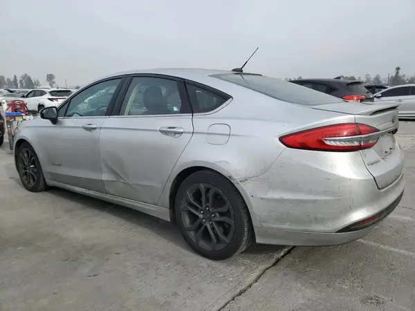 3FA6P0LU1JR137394 2018 FORD FUSION - Image 2