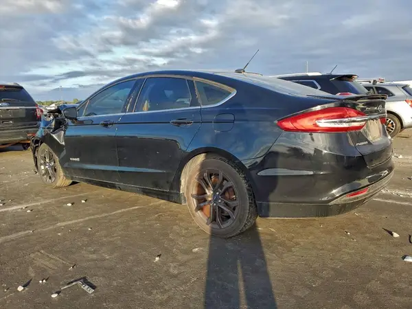 3FA6P0LU1JR137931 2018 FORD FUSION - Image 2