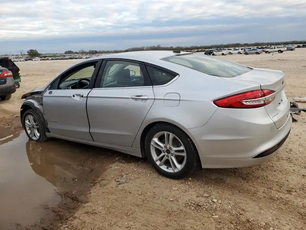 3FA6P0LU1JR138173 2018 FORD FUSION - Image 2