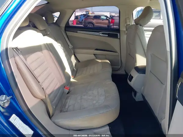 3FA6P0LU1JR140764 2018 FORD FUSION - Image 8