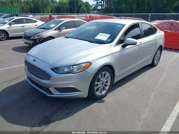 3FA6P0LU1JR147584 2018 FORD FUSION - Image 2
