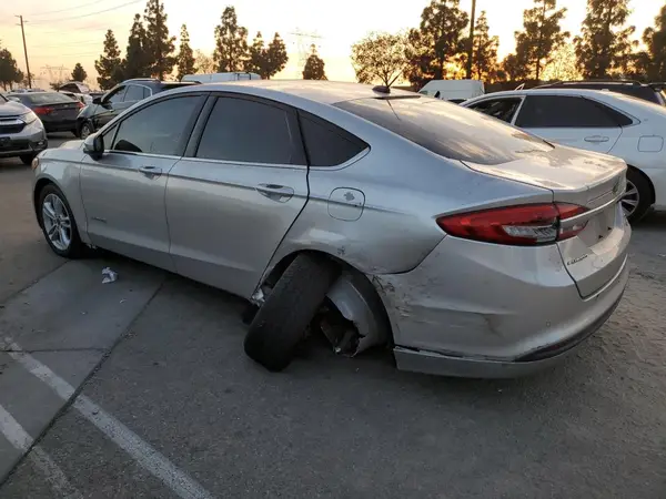 3FA6P0LU1JR154373 2018 FORD FUSION - Image 2