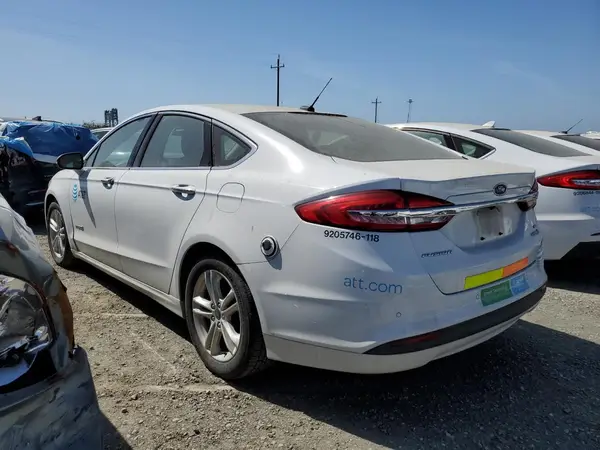 3FA6P0LU1JR171562 2018 FORD FUSION - Image 2