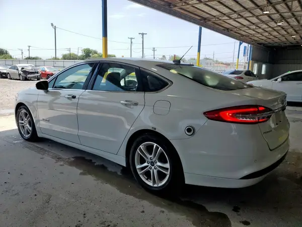3FA6P0LU1JR171576 2018 FORD FUSION - Image 2