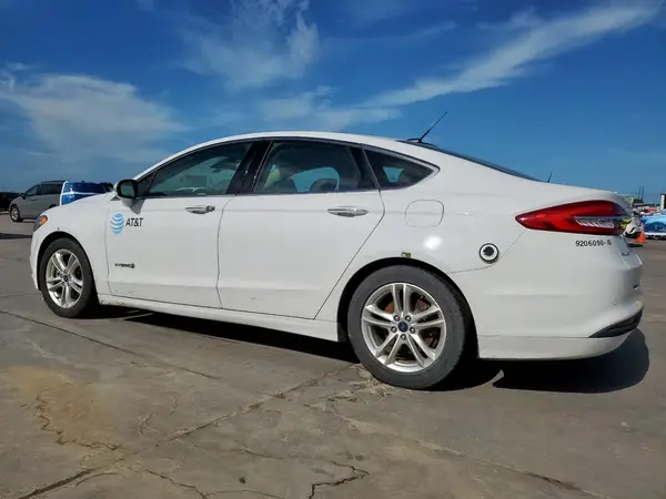 3FA6P0LU1JR171884 2018 FORD FUSION - Image 2