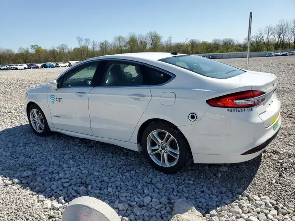 3FA6P0LU1JR172050 2018 FORD FUSION - Image 2