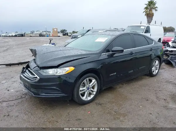 3FA6P0LU1JR176972 2018 FORD FUSION - Image 2
