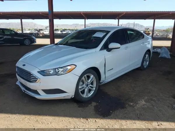 3FA6P0LU1JR191875 2018 FORD FUSION - Image 2