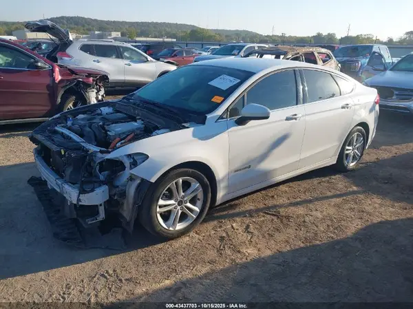 3FA6P0LU1JR195229 2018 FORD FUSION - Image 2