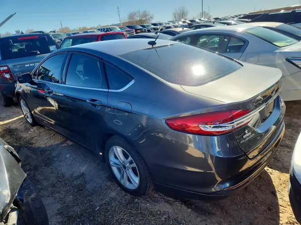 3FA6P0LU1JR220209 2018 FORD FUSION - Image 2