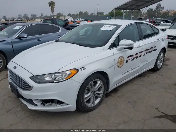 3FA6P0LU1JR221649 2018 FORD FUSION - Image 2