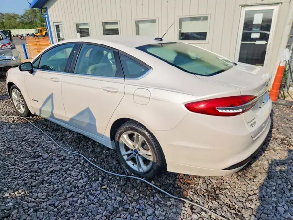 3FA6P0LU1JR227502 2018 FORD FUSION - Image 2