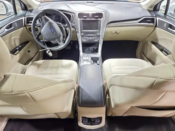 3FA6P0LU1JR235583 2018 FORD FUSION - Image 8