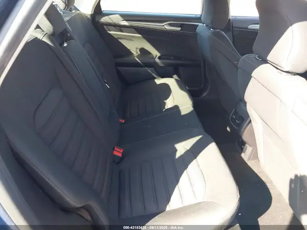 3FA6P0LU1JR238614 2018 FORD FUSION - Image 8