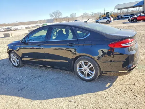 3FA6P0LU1JR250648 2018 FORD FUSION - Image 2