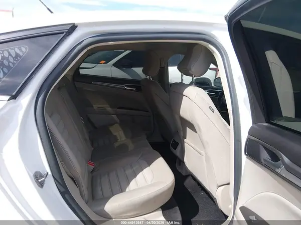 3FA6P0LU1JR253789 2018 FORD FUSION - Image 8