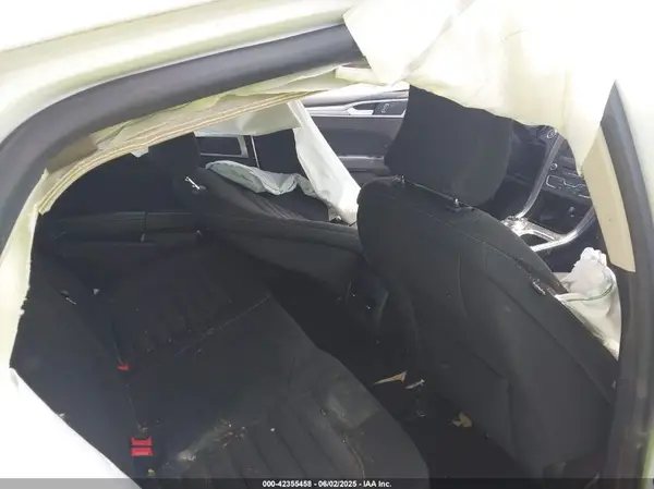 3FA6P0LU1JR266090 2018 FORD FUSION - Image 8