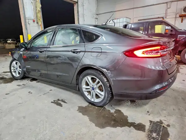 3FA6P0LU1JR272584 2018 FORD FUSION - Image 2