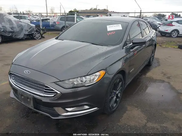 3FA6P0LU1JR277770 2018 FORD FUSION - Image 2