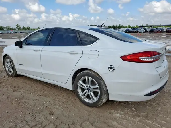 3FA6P0LU1JR284816 2018 FORD FUSION - Image 2