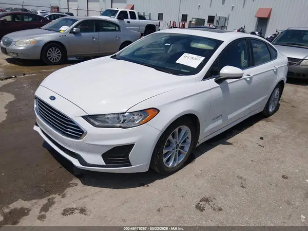 3FA6P0LU1KR105546 2019 FORD FUSION - Image 2