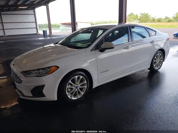 3FA6P0LU1KR115736 2019 FORD FUSION - Image 2