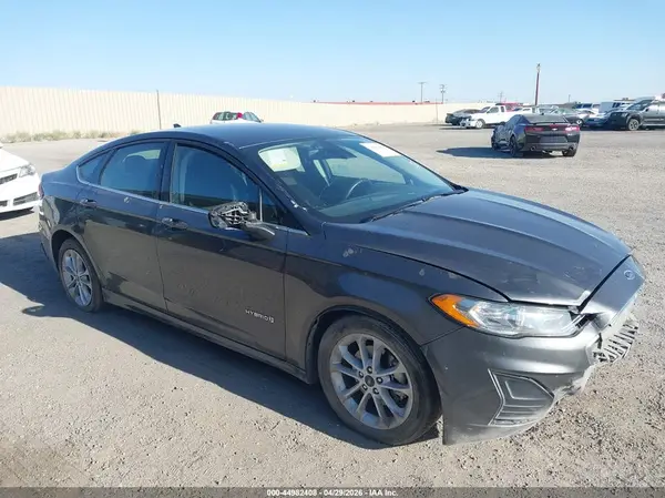 3FA6P0LU1KR120662 2019 FORD FUSION - Image 1