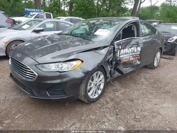 3FA6P0LU1KR154794 2019 FORD FUSION - Image 2