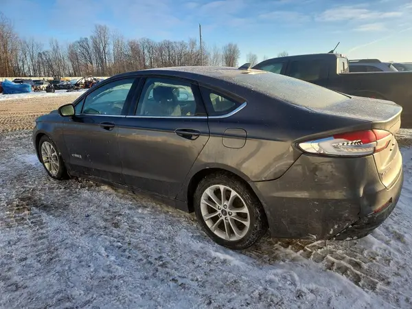 3FA6P0LU1KR168193 2019 FORD FUSION - Image 2