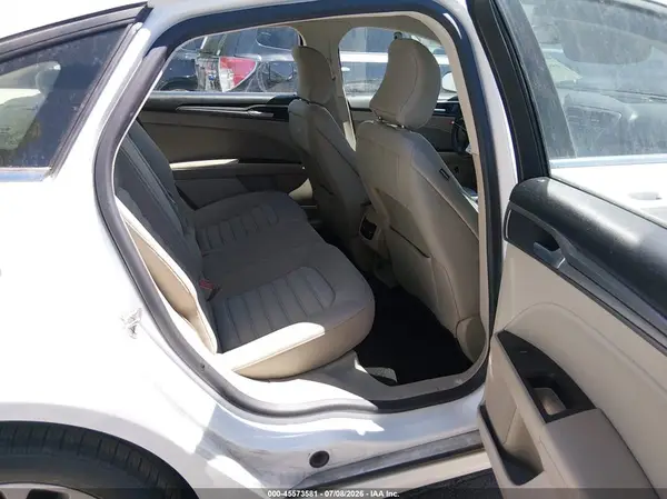 3FA6P0LU1KR184023 2019 FORD FUSION - Image 8