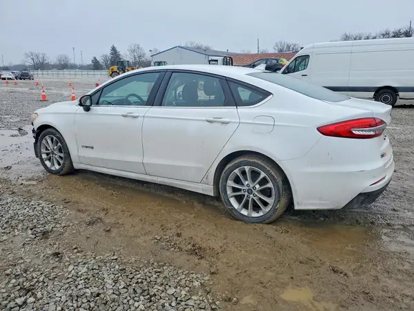 3FA6P0LU1KR188153 2019 FORD FUSION - Image 2