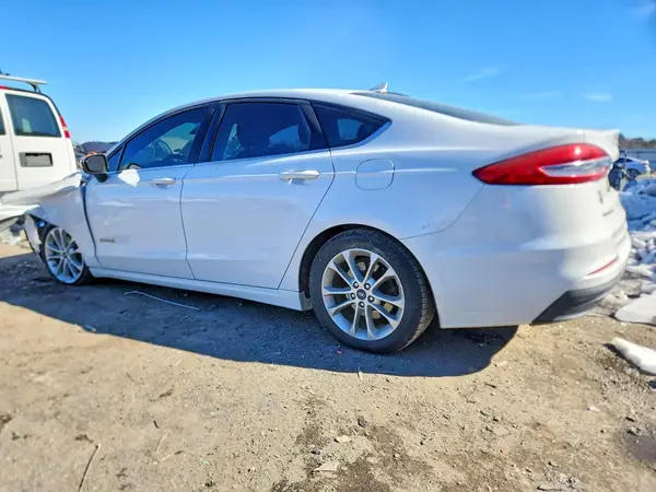 3FA6P0LU1KR195846 2019 FORD FUSION - Image 2